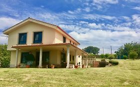 Chalet al lado del mar entre Redes y El Raso